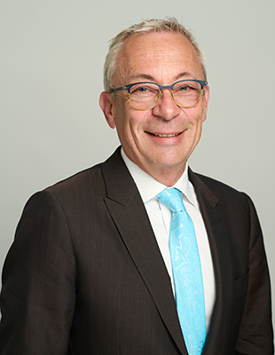 Headshot of Andre Harpe
